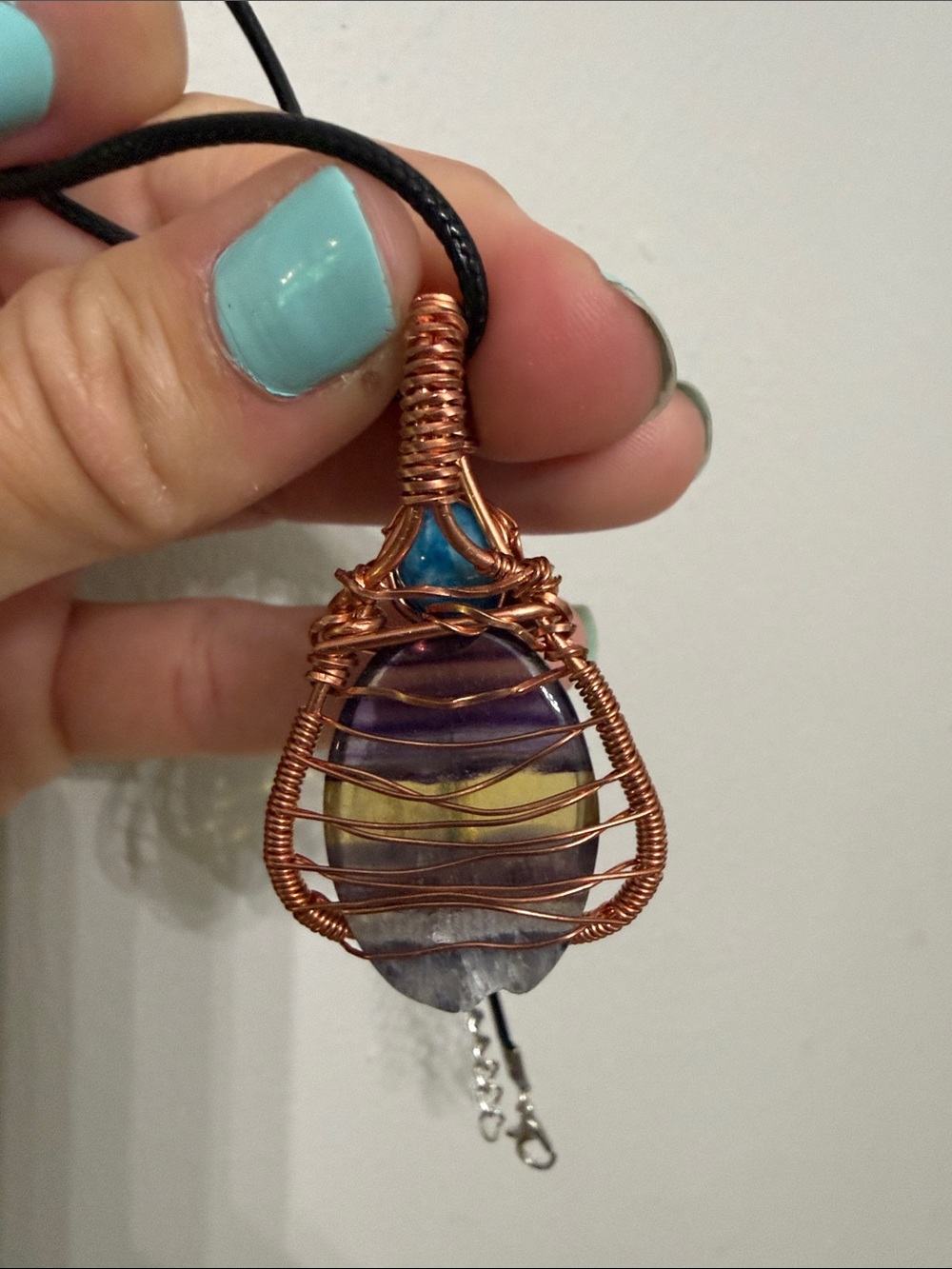 Handmade Copper Wire Wrapped Fluorite Pendant with Blue Apatite Bead - Picture 5 of 7
